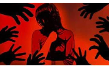 நீட் பயிற்சிக்கு சென்ற மாணவி- 6 மாதம் வீட்டில்..ஆசிரியர்கள் கூட்டு பாலியல் வன்கொடுமை!