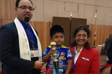 மலேசியா சென்று சாதனை படைத்த யாழ் மாணவன்