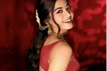 அட்டைப்படத்திற்கு படுகவர்ச்சியாக போஸ் கொடுத்த ராஷ்மிகா! வைரல் புகைப்படம்