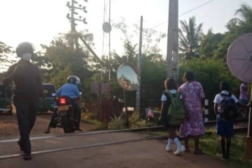 10 மணித்தியாலத்திற்குள் தீர்வில்லையேல் போராட்டம் - கிராம மக்கள் காலக்கெடு