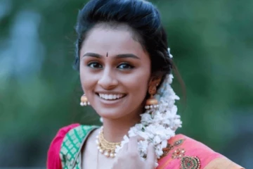 நீச்சல் உடையில் சூப்பர் சிங்கர் பிரகதி, ரசிகர்கள் செம ஷாக்