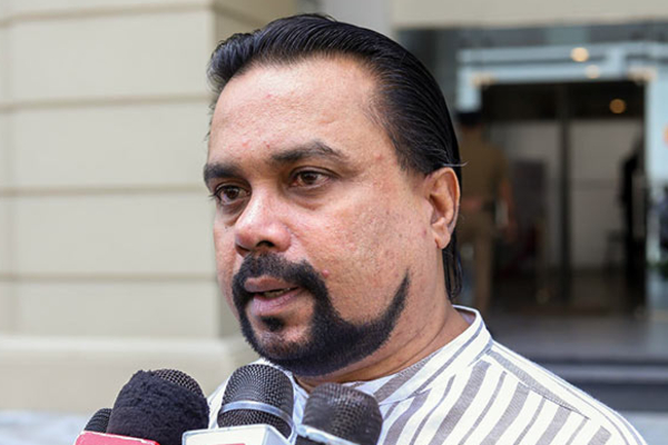 பிடியாணை உத்தரவு; ஓடோடி நீதிமன்றம் வந்த விமல் வீரவங்ச | Arrest Warrant Issued Wimal Weerawansa To Court