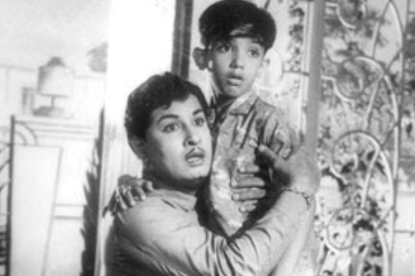 எம்.ஜி.ஆர் உடன் கமல் ஹாசன் நடித்த காட்சி.. அன்ஸீன் வீடியோ | Kamal Haasan Acted With Mgr Unseen Video