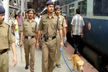 ரயிலில் பயணம் செய்யும் போது இந்த தவறை செய்தால் 5 ஆண்டுகள் சிறை தண்டனை