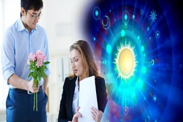 காதலை வெளிப்படுத்த தயங்கும் ராசியினர் இவர்கள் தான்... உங்க ராசியும் இருக்கானு பாருங்க