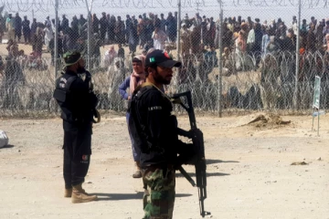 நாட்டை விட்டு தப்பி அண்டை நாட்டிற்குள் நுழைய முயன்ற ஆப்கானியர்களுக்கு நேர்ந்த கதி! சடலமாக கிடந்த பயங்கரம்