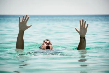 දියේ ගිලීමෙන් අහිමි වූ තවත් ජිවිත දෙකක්...