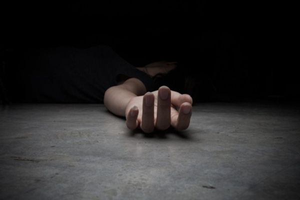 யாழ்ப்பாணம் இணுவில் பகுதியில் பெண் ஒருவரின் சடலம் மீட்பு | A Dead Body Of A Woman Was Recovered Of Jaffna