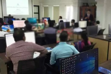 அரசாங்க உத்தியோகத்தர்களின் இடமாற்றம் தொடர்பில் முன்வைக்கப்பட்ட கோரிக்கை