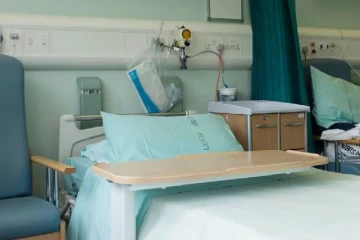 நாட்டில் உள்ள பிரதான வைத்திய சாலையில் அவசர சிகிச்சைப் பிரிவின் அவல நிலை