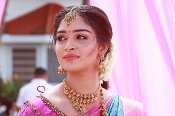 நெருக்கமா நடிக்கலைன்னா இப்படி செய்வீங்களா? சீரியல் நடிகை வேதனை!