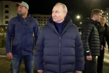 ரஷ்ய எல்லையில் பாதுகாப்பு வேலியைப்போட்ட அதிபர் புட்டின்!