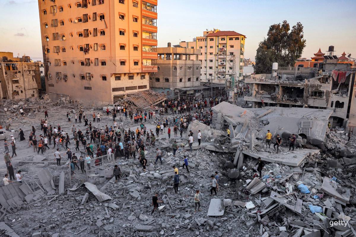 ஹார்முஸ் நீரிணையைப் பாதுகாக்க ஸ்டார்மரும் மேக்ரானும்... கண்ணிவெடிகளை அகற்ற திட்டம் | Starmer Macron Vow To Protect