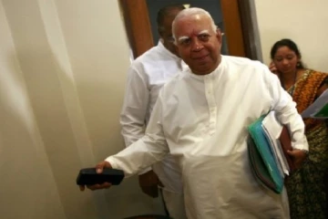 சம்பந்தர் - சஜித் திடீர் சந்திப்பு