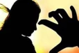 வீட்டில் இறக்கி விடுவதாக கூறி மாணவியை பாலியல் வன்கொடுமை செய்த இளைஞர்