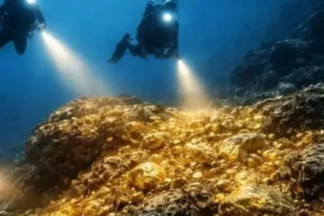 ஆசியாவின் கடலுக்கடியிலான மிகப்பெரிய தங்கப் படிமம்!