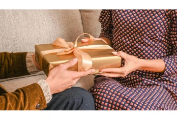 இந்த பொருட்கள் அனைத்தும் உறவை முறிக்கும் - எச்சரிக்கையா இருங்க!