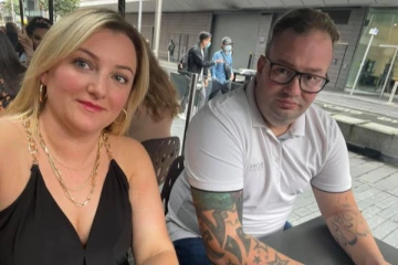 ஒரே பிரசவத்தில் 4 குழந்தைகள்! செலவுக்கு பணம் இல்லாததால் தந்தை செய்த செயல்.,