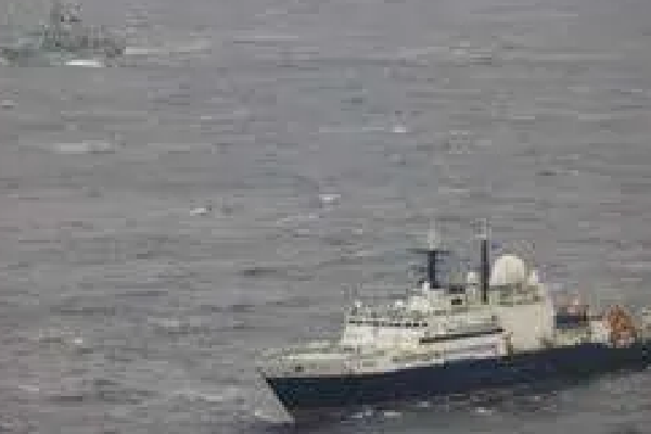பிரித்தானியாவின் முக்கிய கடற்பரப்பில் ரஷ்யாவின் உளவு கப்பல் | Russian Spy Ship In Key British Waters