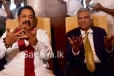මහින්ද - රනිල් යළි සාකච්ඡාවක. - මහින්ද ආපසු හැරෙයි. රනිල්ට සහාය දෙන්න යලි සූදානම්.? - (VIDEO)