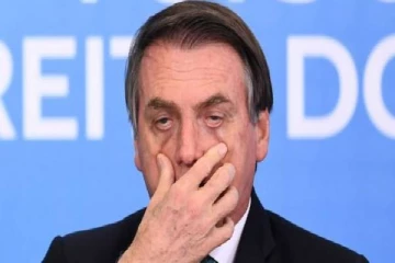 கொரோனா தடுப்பூசி போட்டால் எய்ட்ஸ் வருமா?...அதிபரின் சர்ச்சை பேச்சு