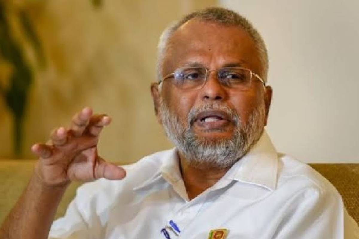 பிரபல பத்திரிகை நிறுவனம் ஒன்றிடம் நஷ்டஈடு கோரி டக்ளஸின் சட்டத்தரணி கடிதம்! | Douglas S Lawyer Sends Letter To Uthayan Newspaper பிரபல பத்திரிகை நிறுவனம் ஒன்றிடம் நஷ்டஈடு கோரி டக்ளஸின் சட்டத்தரணி கடிதம்! | Douglas S Lawyer Sends Letter To Uthayan Newspaper