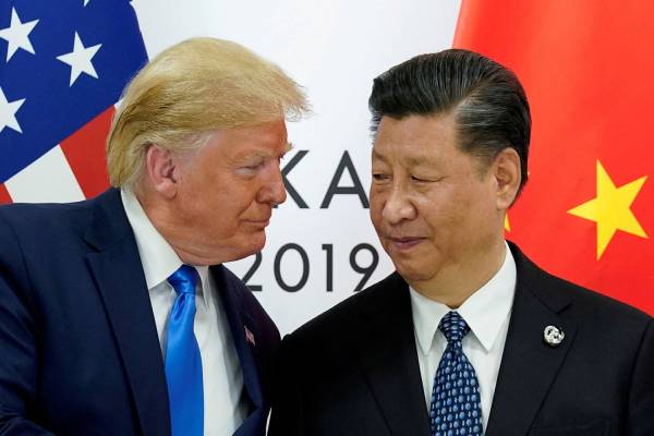 வலுக்கும் வர்த்தக போர்: அமெரிக்காவின் வரி விதிப்பு சீனா பதிலடி | China Condemns Us 100 Extra Tariff