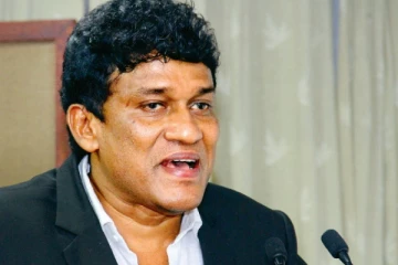 நாடாளுமன்ற உறுப்பினர் மனோ கணேசனுக்கு கோவிட் தொற்று உறுதி  (Photo)
