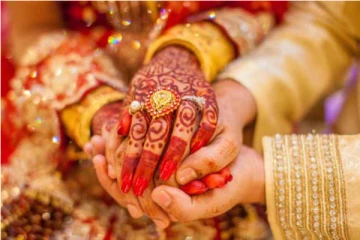 5 நிமிடத்தில் திருமணம்! விஷமருந்திய ஜோடிகள்... நடந்தது என்ன?