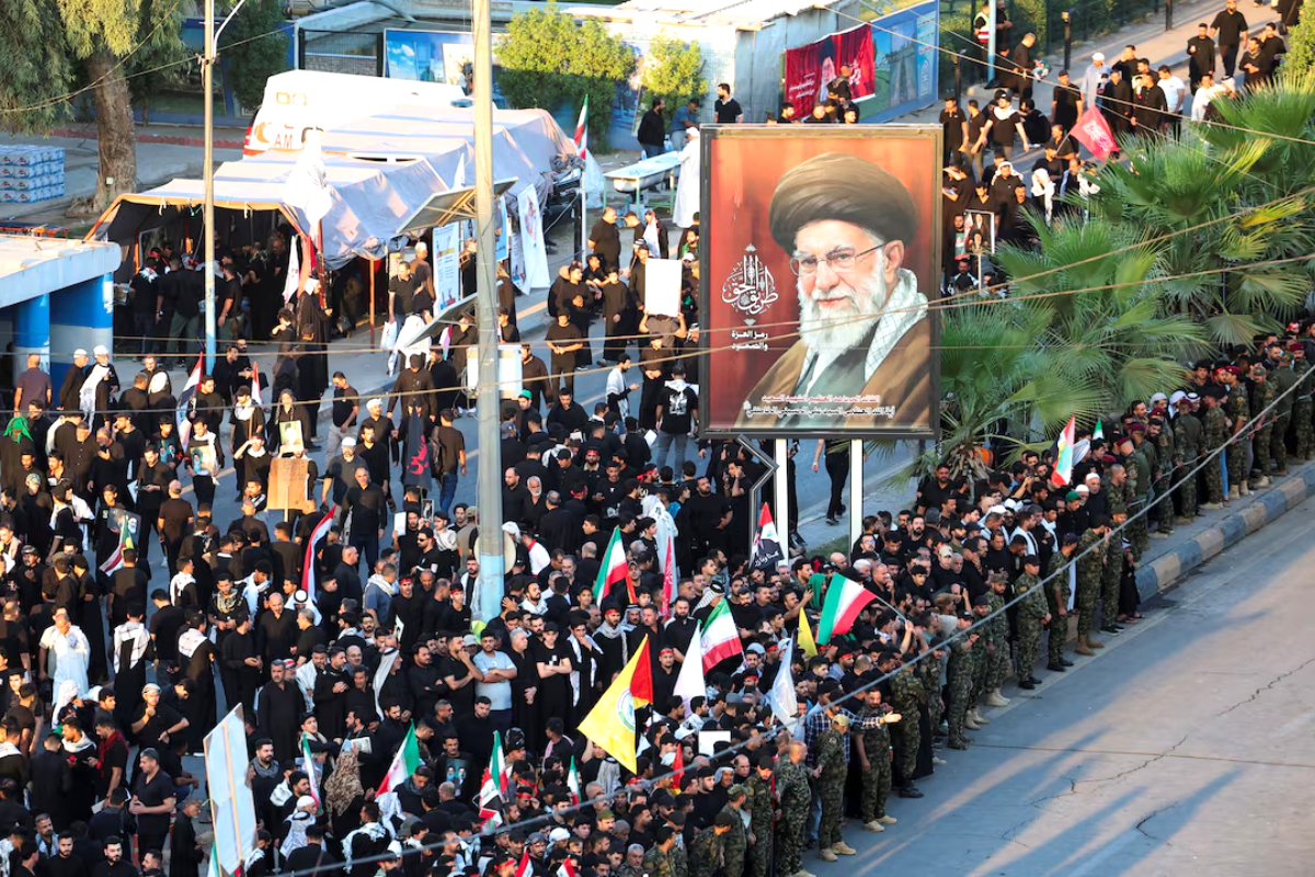 Khamenei-Funeral-Procession-Thousands-in-Iraq Khamenei-Funeral-Procession-Thousands-in-Iraq
