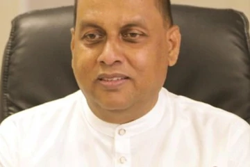 පොහොර සම්බන්ධයෙන් ලංකාවේම සිදු කිරීමට යන අලුත් වැඩක් ගැන කෘෂිකර්ම අමාත්යවරයාගෙන් ප්රකාශයක්..