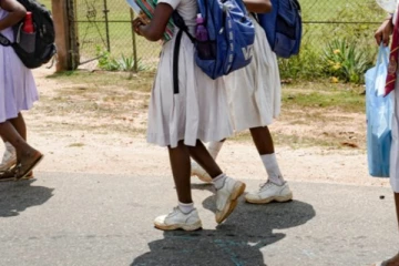 பதின்ம வயது பாடசாலை மாணவி பாலியல் துஸ்பிரயோகம்; குடும்பஸ்தர் கைது