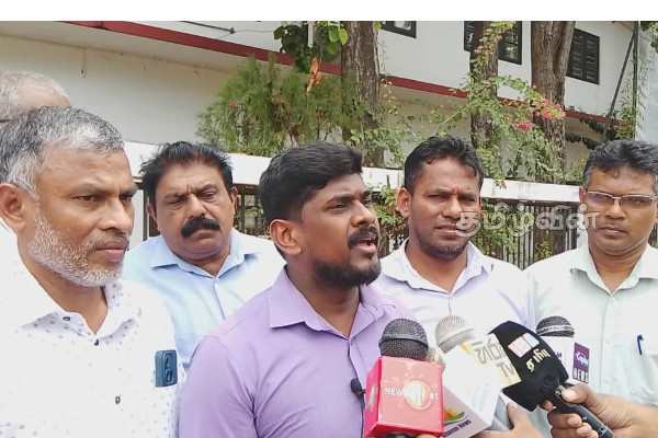 கிழக்கு மாகாண ஆளுநர்- கல்விசார் ஊழியர்கள் சங்கத்தினர் இடையே கலந்துரையாடல் | Eastern Governor Meet Educational Association
