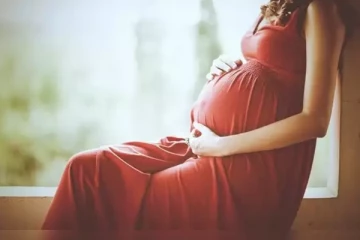 மற்றுமொரு கர்ப்பிணிப்பெண்ணை பலியெடுத்தது கொரோனா