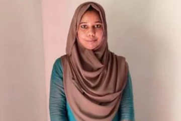 අතුරුදහන් යැයි කියු තරුණිය ගැඹුරු මුහුදෙන් හමු වෙයි