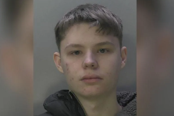 பல குழந்தைகளை பலாத்காரம் செய்த 18 வயது பராமரிப்பு ஊழியர் ; அதிரடி காட்டிய நீதிமன்றம் | 18Years Old Man Abuse Children பல குழந்தைகளை பலாத்காரம் செய்த 18 வயது பராமரிப்பு ஊழியர் ; அதிரடி காட்டிய நீதிமன்றம் | 18Years Old Man Abuse Children