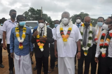நாடெங்கும் பாகுபாடின்றி பகிரப்படுகின்ற திட்டங்களை நாம் பயன்படுத்த வேண்டும் : டக்ளஸ் தேவானந்தா(Video)