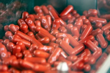 கொரோனாவை குணப்படுத்தும் மாத்திரை; பிரபல மருந்து நிறுவனம் அறிமுகம்