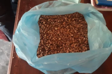 மாணவர்களை இலக்கு வைத்து கஞ்சா கலந்த போதைப்பொருள் விற்பனை(Photos)