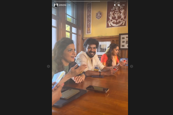 மூன்று நடிகர்களுடன் அந்த விளையாட்டை விளையாடிய தொகுப்பாளினி டிடி.. | Dhivyadharshini Played Cards With Popular Actors