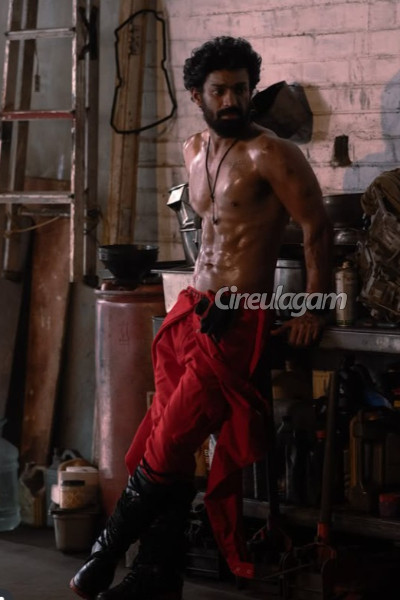 பிரபல நடிகரும், பிக்பாஸ் பிரபலமுமான மகத் ராகவேந்திராவா இது?... ஆளே மாறிட்டாரே... | Mahat Raghavendra Transformation Photos Goes Viral