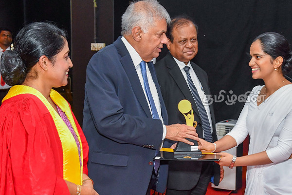 நாட்டில் கல்வி முறையை மாற்றாவிட்டால் எதிர்காலம் இல்லை: ஜனாதிபதி ரணில் விக்ரமசிங்க (Photos) | Education System Should Be Changed Ranil