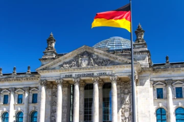 1 டிரில்லியன் யூரோ நிதியை இலவசமாக பெற்ற ஜேர்மன் அரசாங்கம்