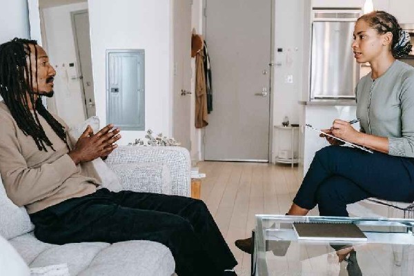 கனடாவில் 5 மில்லியன் பேருக்கு ஏற்பட்டுள்ள நிலை | 5M Canadians Experienced A Mental Health