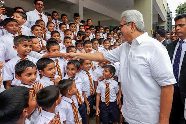 இலங்கை அரசியல் வரலாற்றில் பல சாதனைகளை படைத்த  கோட்டாபய! | Gotapaya Who Made Many Achievements History