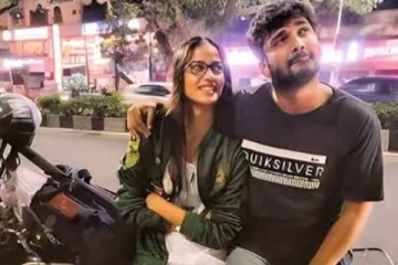 பிக்பாஸ் 7 நிகழ்ச்சி மூலம் பிரபலமான பிரதீப்பின் இதுவரை பார்த்திராத புகைப்படங்கள்