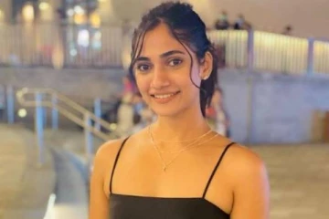 பிக்பாஸ் லாஸ்லியாவா இது, உடல் எடை குறைத்து ஆளே மாறிவிட்டாரே- லேட்டஸ்ட் க்ளிக்ஸ்