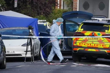 லண்டனில் பொலிஸார் நடத்திய துப்பாக்கிச் சூடு - 20 வயது இளைஞர் பலி