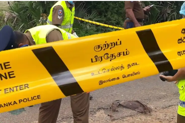 யாழில் பரபரப்பை ஏற்படுத்திய வாள்வெட்டு சம்பவம்: இளைஞன் படுகாயம் | A Young Man Was Injured In Sword Attack In Jaffna