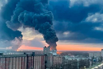 அதிகரித்துள்ள போர் பதற்றம் : ரஷ்ய எண்ணெய் கிடங்குகள் மீது உக்ரைன் வான்வழி தாக்குதல்